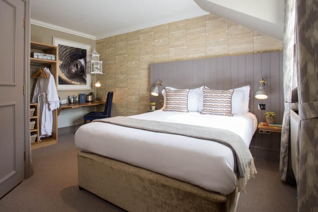 Hotel The Curious Pig In The Parlour Burstow Exterior foto