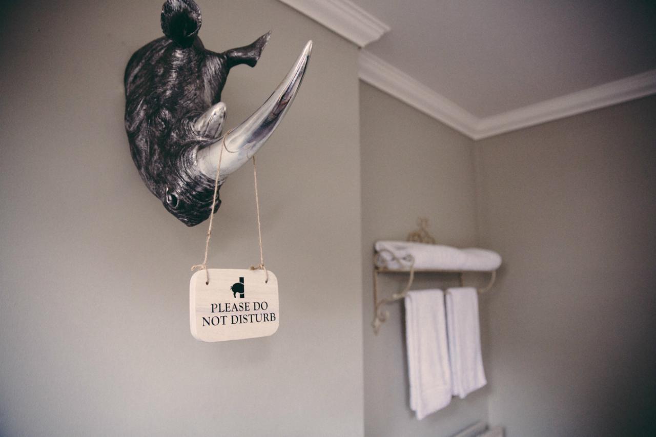 Hotel The Curious Pig In The Parlour Burstow Exterior foto